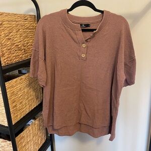 Sweater short sleeve shirt - size XL